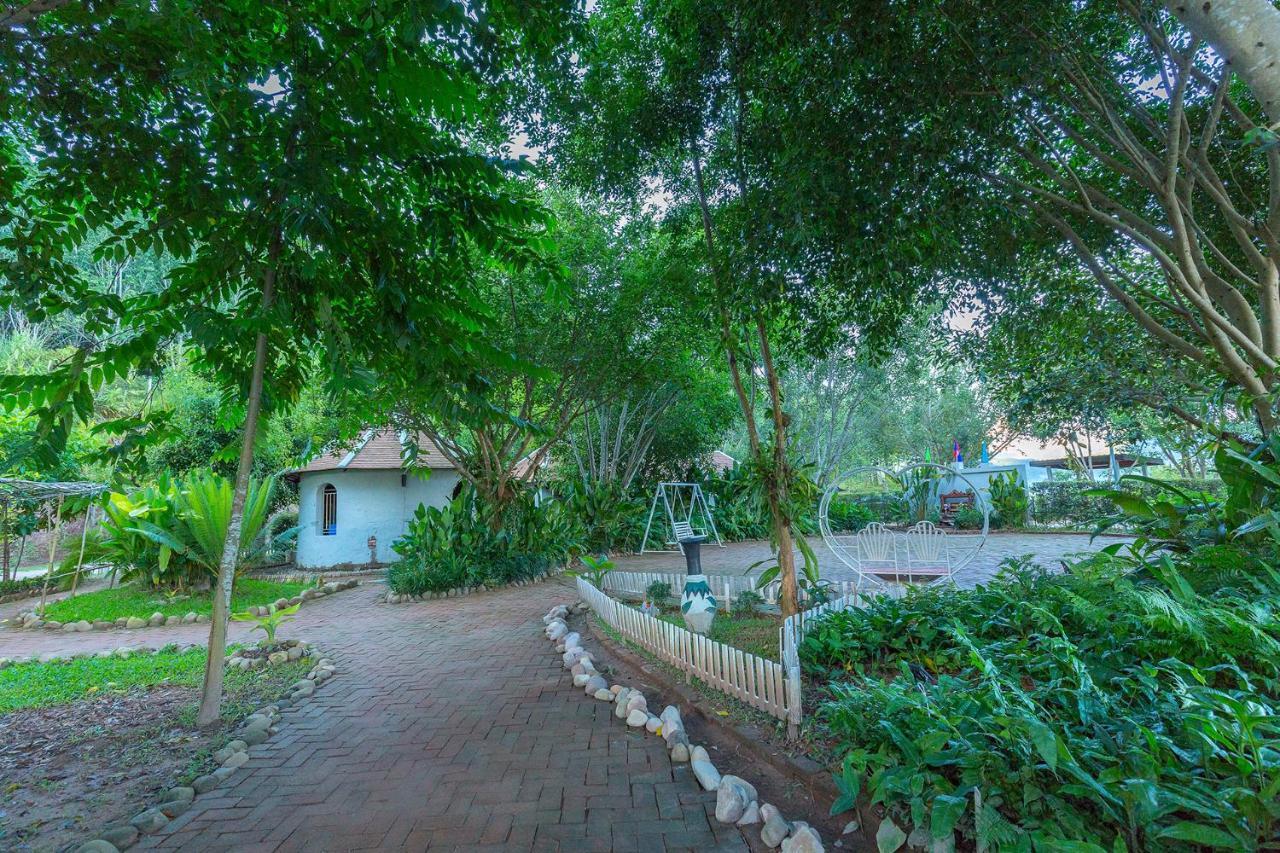 Pou Villa Luang Namtha Luaran gambar